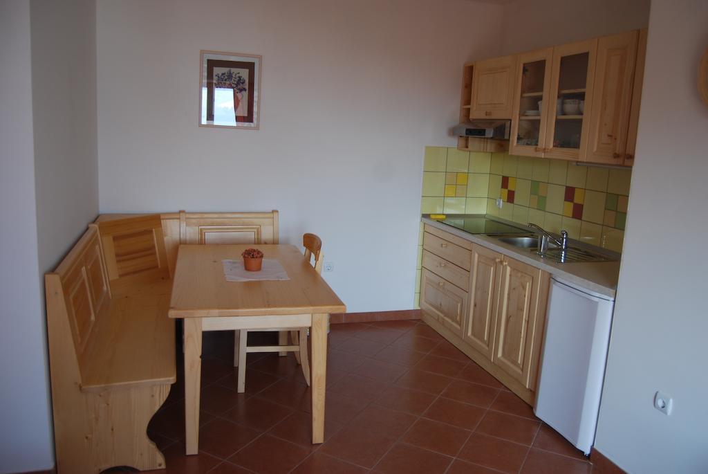 Apartments Organic Tourist Farm Jeglijenk Šentjanž pri Dravogradu Pokój zdjęcie